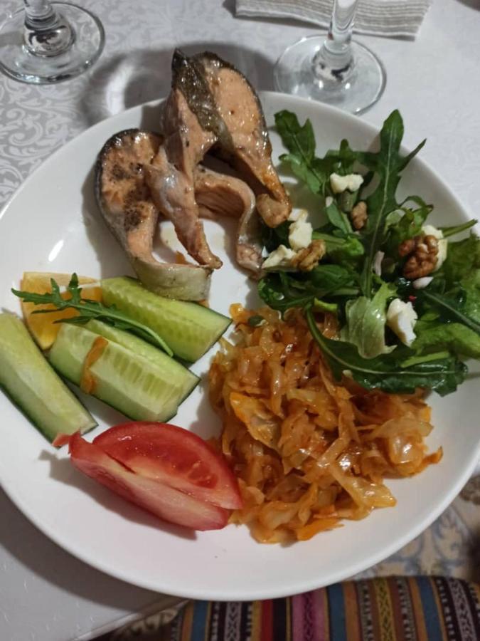 Homestay Jaisel Bisjkek Buitenkant foto